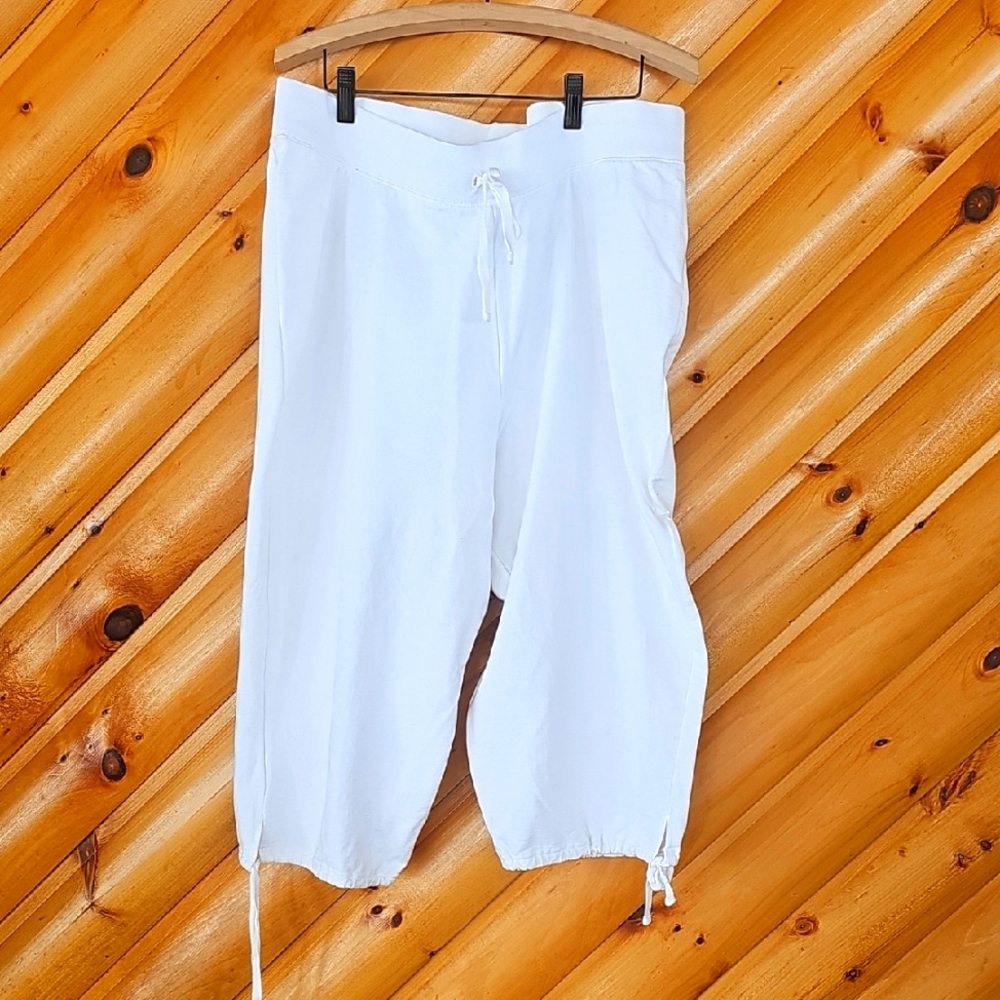 Cotton Drawstring Capri Pants